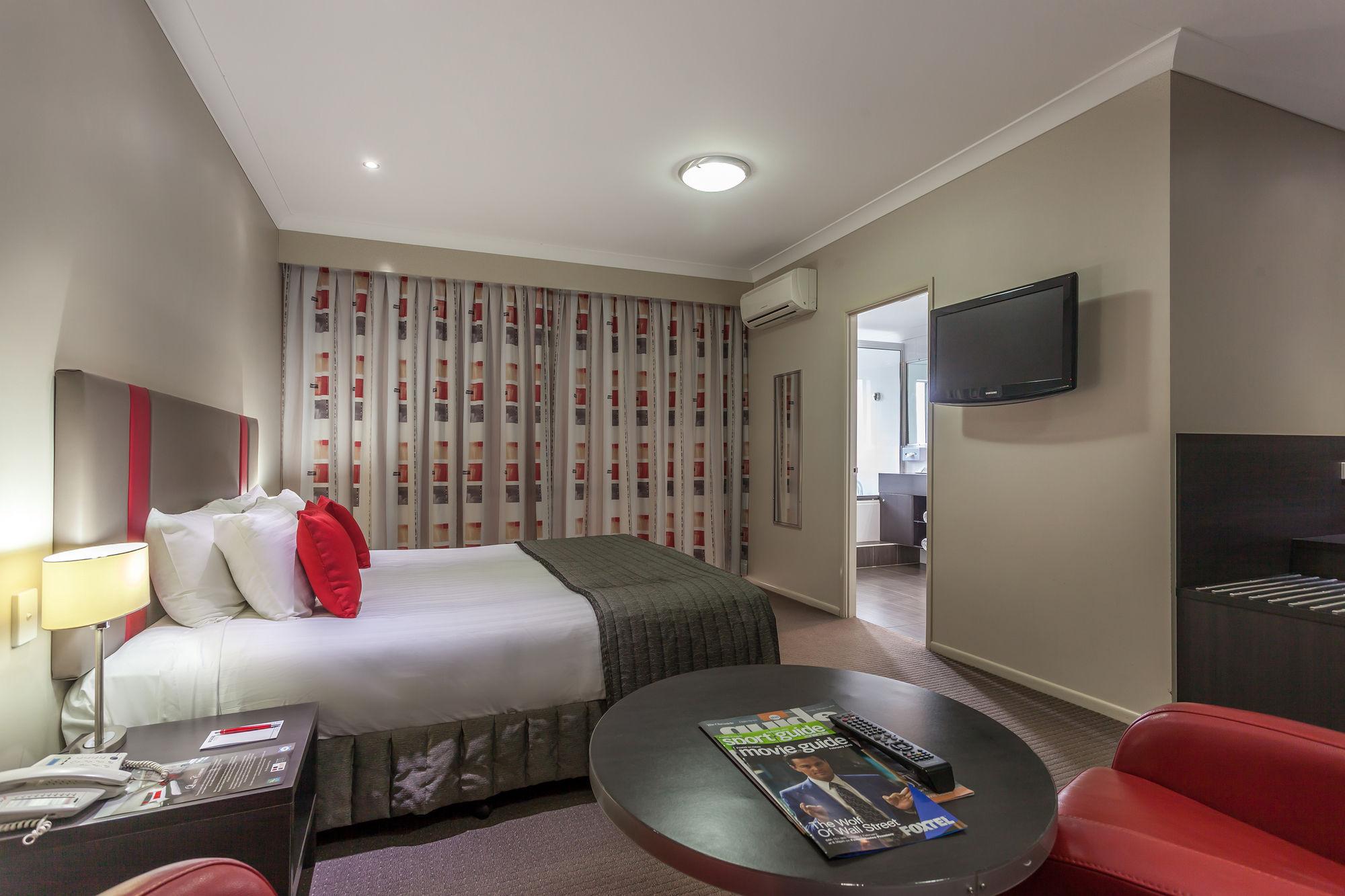 Platinum International Hotel Toowoomba Exterior photo