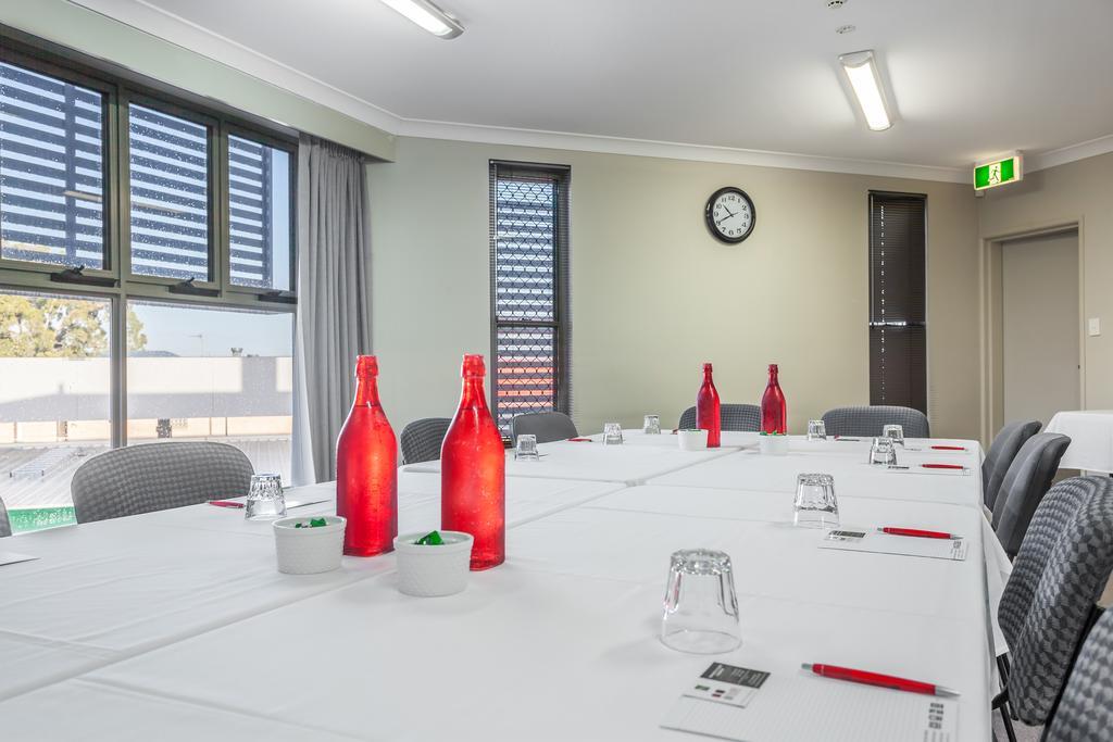 Platinum International Hotel Toowoomba Exterior photo